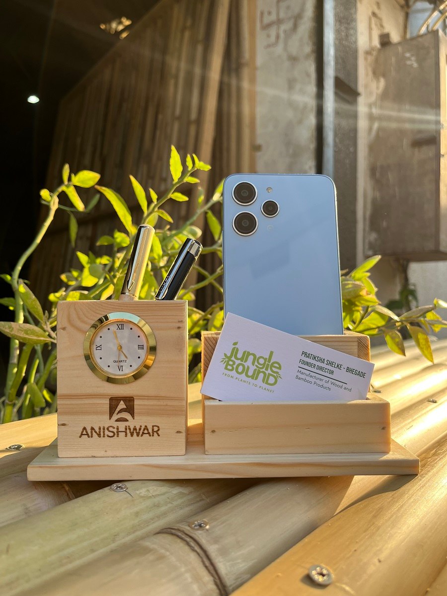 Wooden Pen Stand with Clock – Handmade Wooden Desk Organizer & Table Clock Combo for Office/Study, Stationery Holder with Premium Finish, Eco-Friendly Gift for Home & Workspace